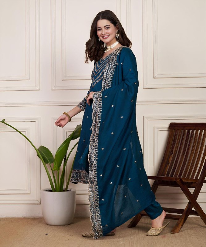 Ethnic V-Neck Chanderi Silk Kurta Set with Matching Dupatta