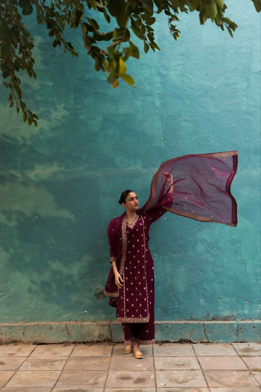 Hand-Embroidered Chanderi Silk Kurta Set