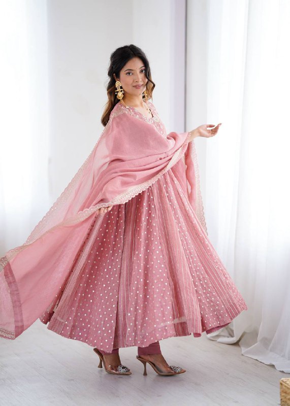 Anarkali Gown With Crunchy Silk With Fully Flair