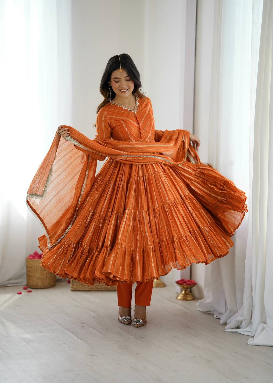 Royal Flair Pleated Kurta Set