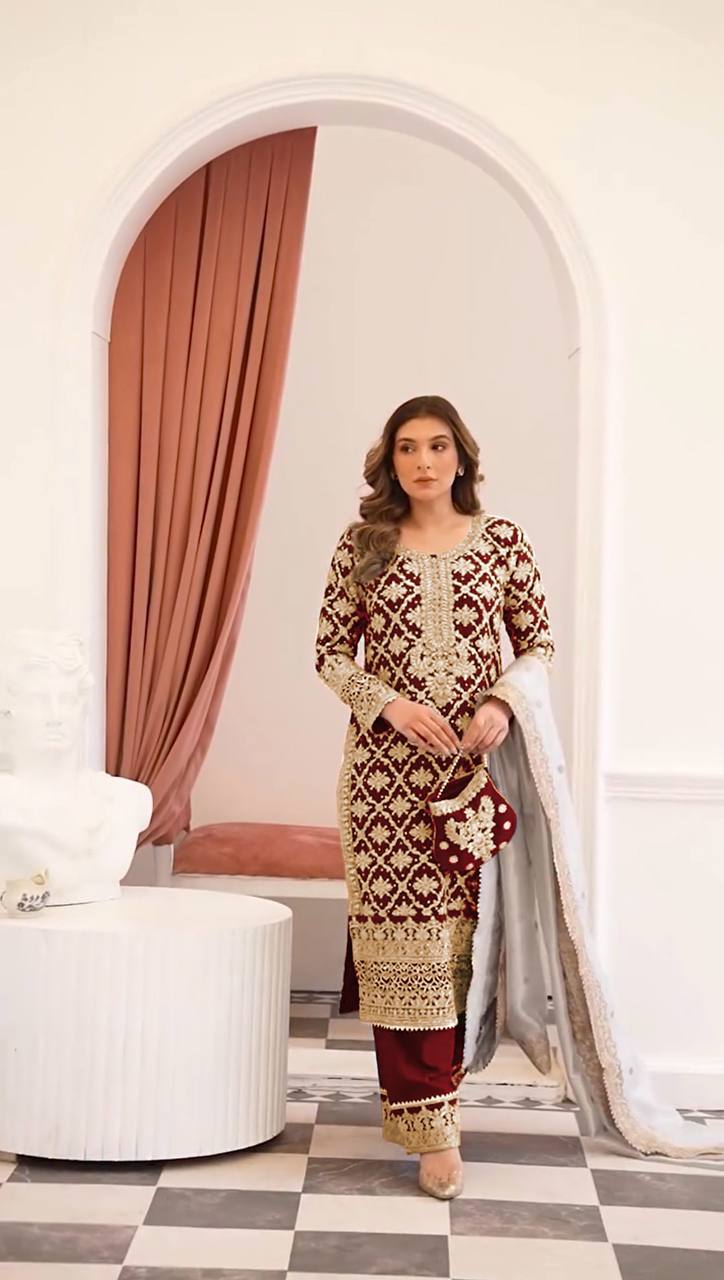 Heavy Embroidered Georgette Pakistani Salwar Kameez Suit with Zari Work