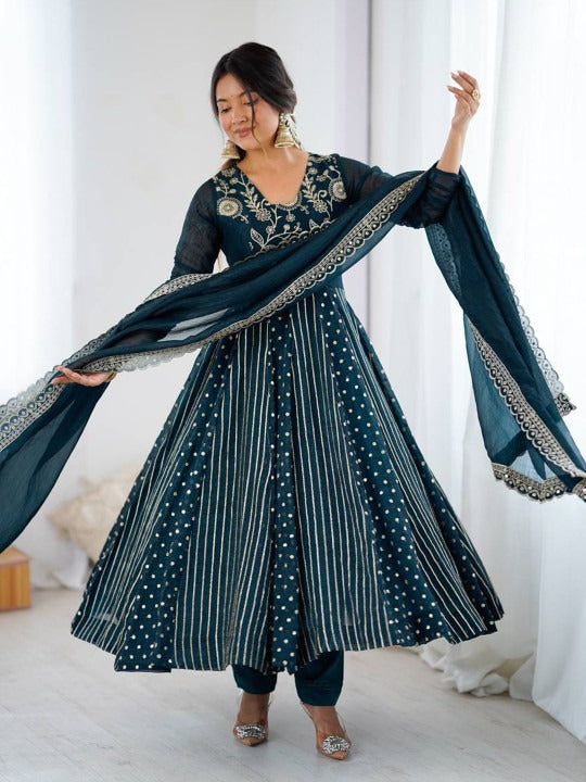 Classic Ethnic Anarkali Kurta Set – Ready to Wear