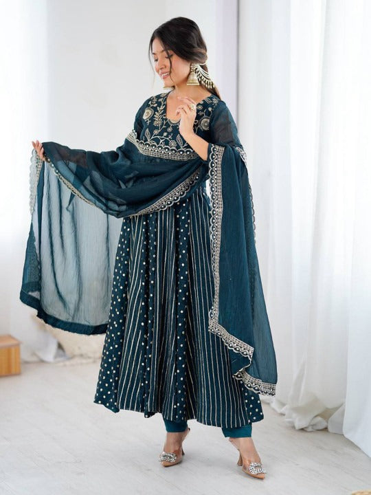 Classic Ethnic Anarkali Kurta Set – Ready to Wear