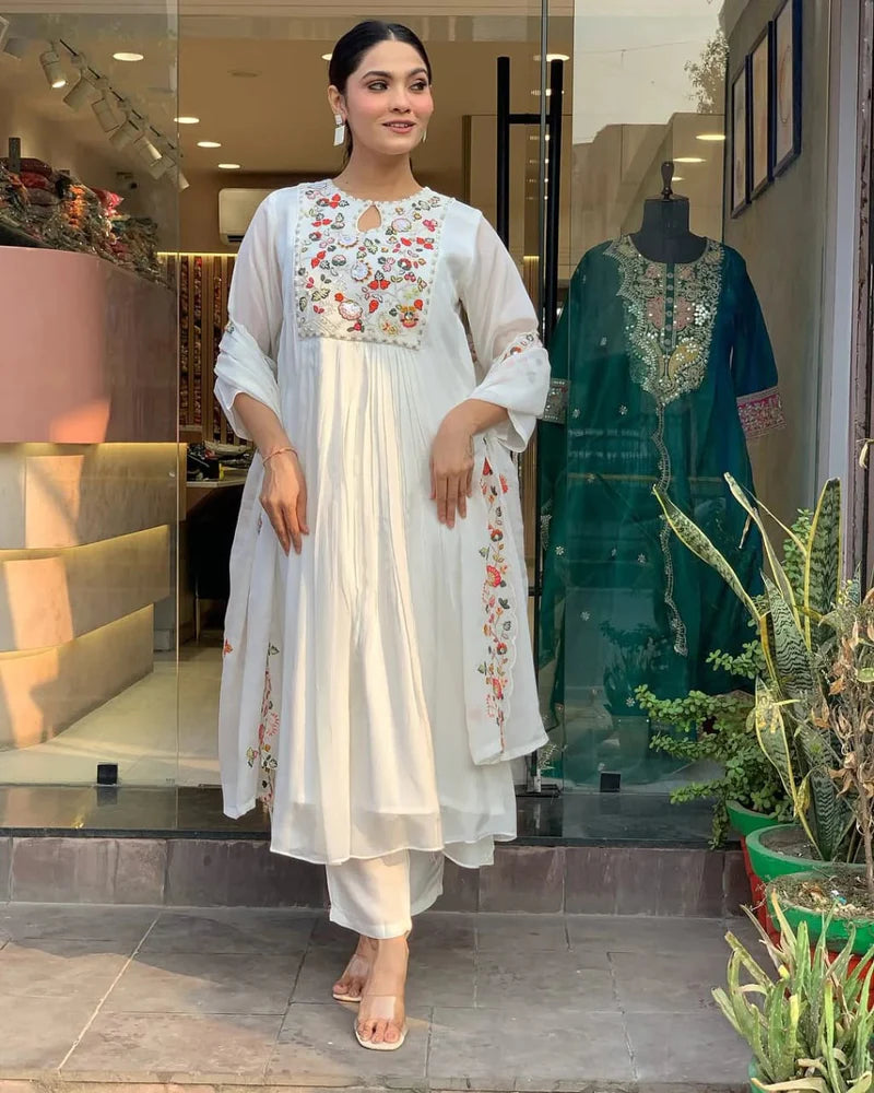 Elegant Embroidered White Anarkali Kurta Set