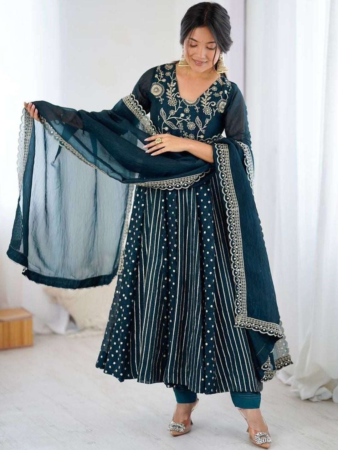 Classic Ethnic Anarkali Kurta Set – Ready to Wear